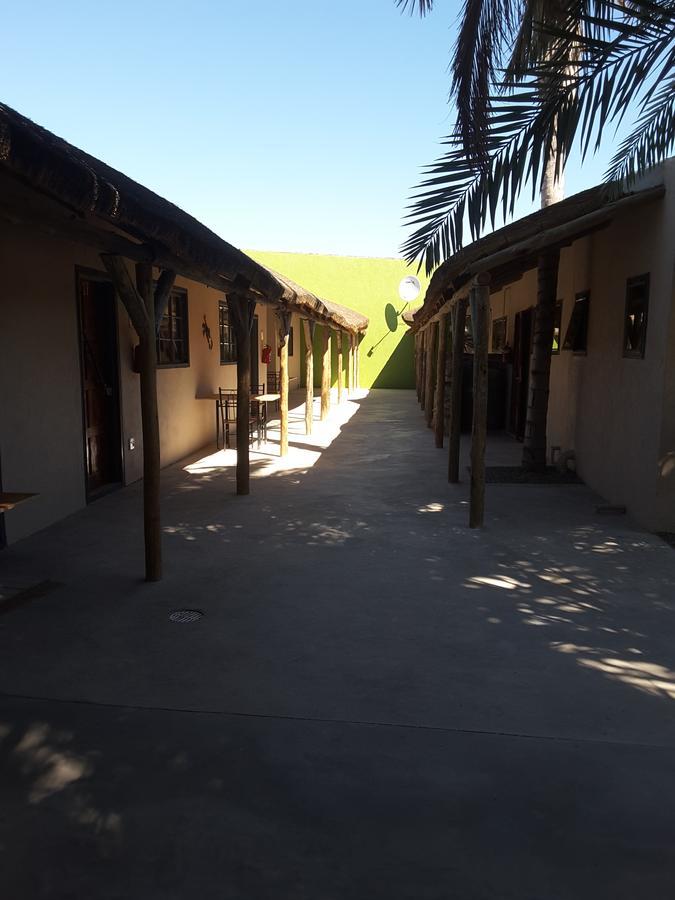 Melissa'S Guest House Kamanjab المظهر الخارجي الصورة